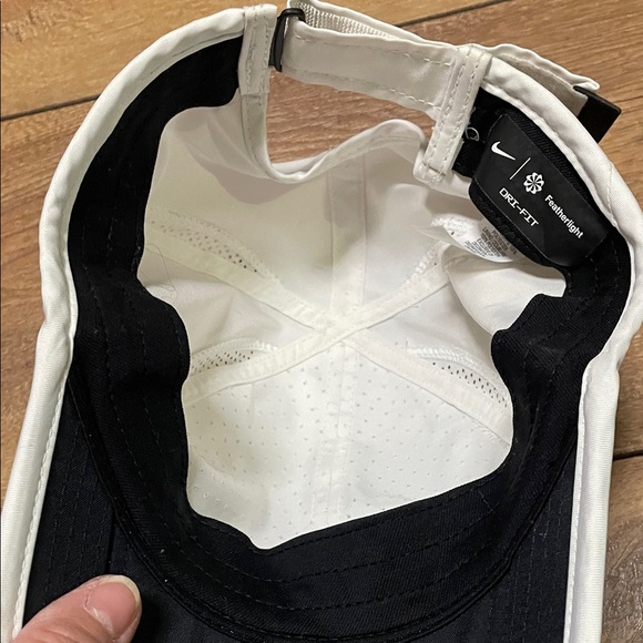 Nike Classic White Hat with Black Swoosh - Picture 3 of 4